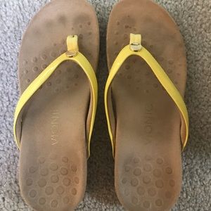 Vionic Flip Flops